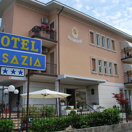 Hotel Alsazia ซีร์มิโอเน ภายนอก รูปภาพ