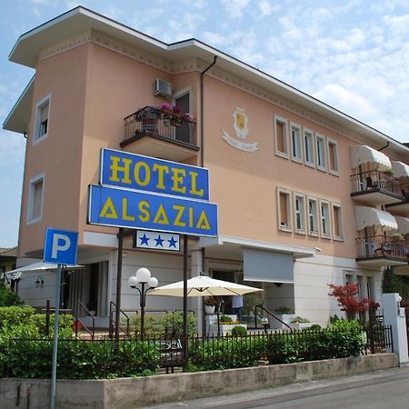 Hotel Alsazia ซีร์มิโอเน ภายนอก รูปภาพ